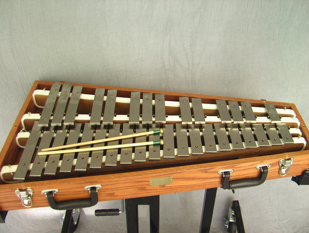 A Glockenspiel was extensively sampled and programmed as an Ableton Live Pack and Kontakt Instrument.